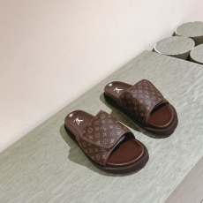 Louis Vuitton Slippers